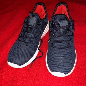 Men’s Blue Sneakers Sz 7.5